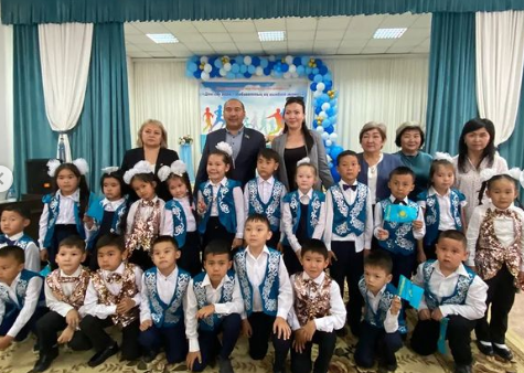 Дене шынықтыру пәні бірлестігінің ұйымдастыруымен Сидней олимпиадасының чемпионы Ермахан Ибраимовпен кездесу өткізілді. Кездесу барысында оқушылар сұрақтарын койып, чемпионның өмірімен танысып сұхбаттасты.